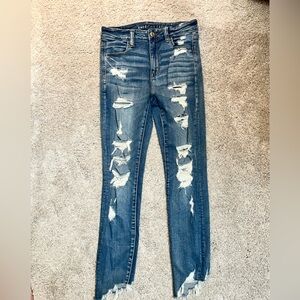 American Eagle distressed denim skinny super stretch
